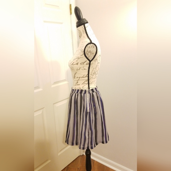 Purple/lavender striped skirt by Richard Chai for Target - Picture 2 of 8